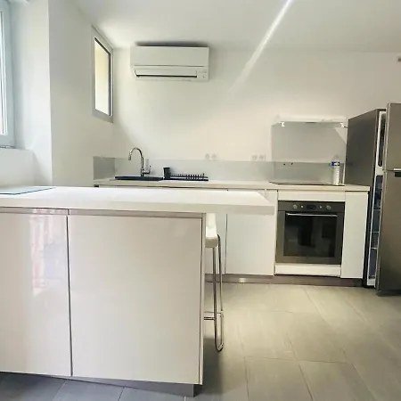 Exclusive - C1 アパート *