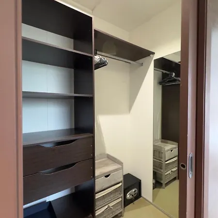 Apartamento Exclusive - C1 *